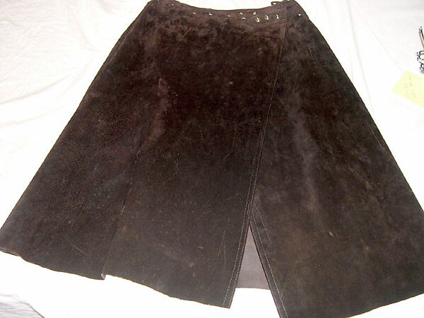 Skirt, Anne Klein (American, Brooklyn, New York 1923–1974 New York), suede, metal, American