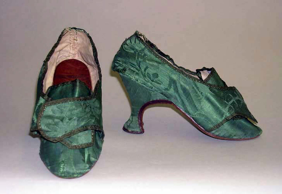 Ensemble, silk, American