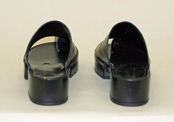 Mules, Issey Miyake (Japanese, 1938–2022), leather, Japanese