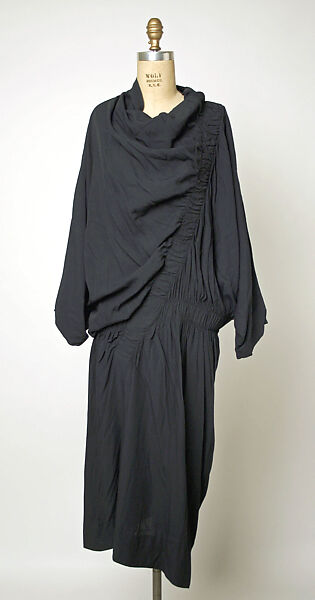 Dress, Comme des Garçons (Japanese, founded 1969), rayon, Japanese 