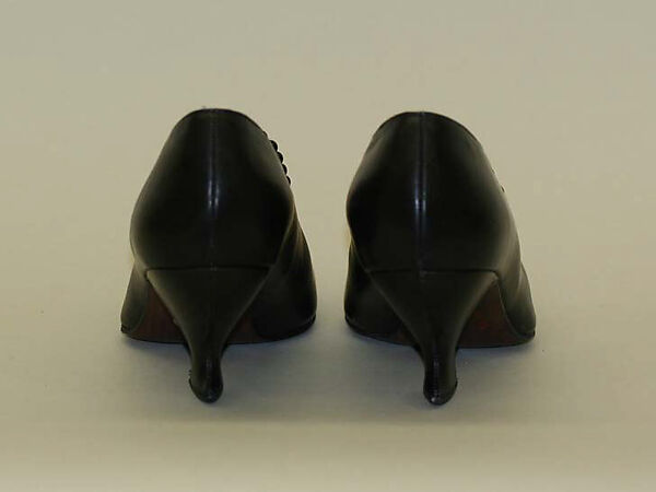 Shoes, Sybilla (Spanish, born United States, 1963), leather, wood, Spanish