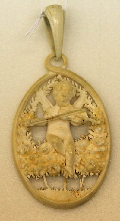 Pendant, ivory, European 