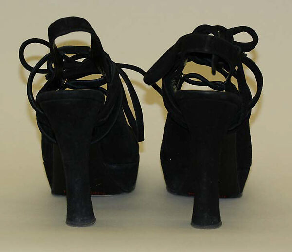 Ensemble, House of Chanel (French, founded 1910), wool, silk, leather, metal, French