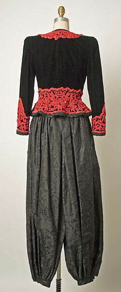 Evening ensemble, Oscar de la Renta, LLC. (American, founded 1965), silk, metal, American