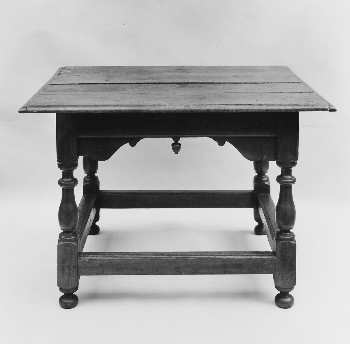 Table, Soft maple, eastern white pine, ash, red oak, American