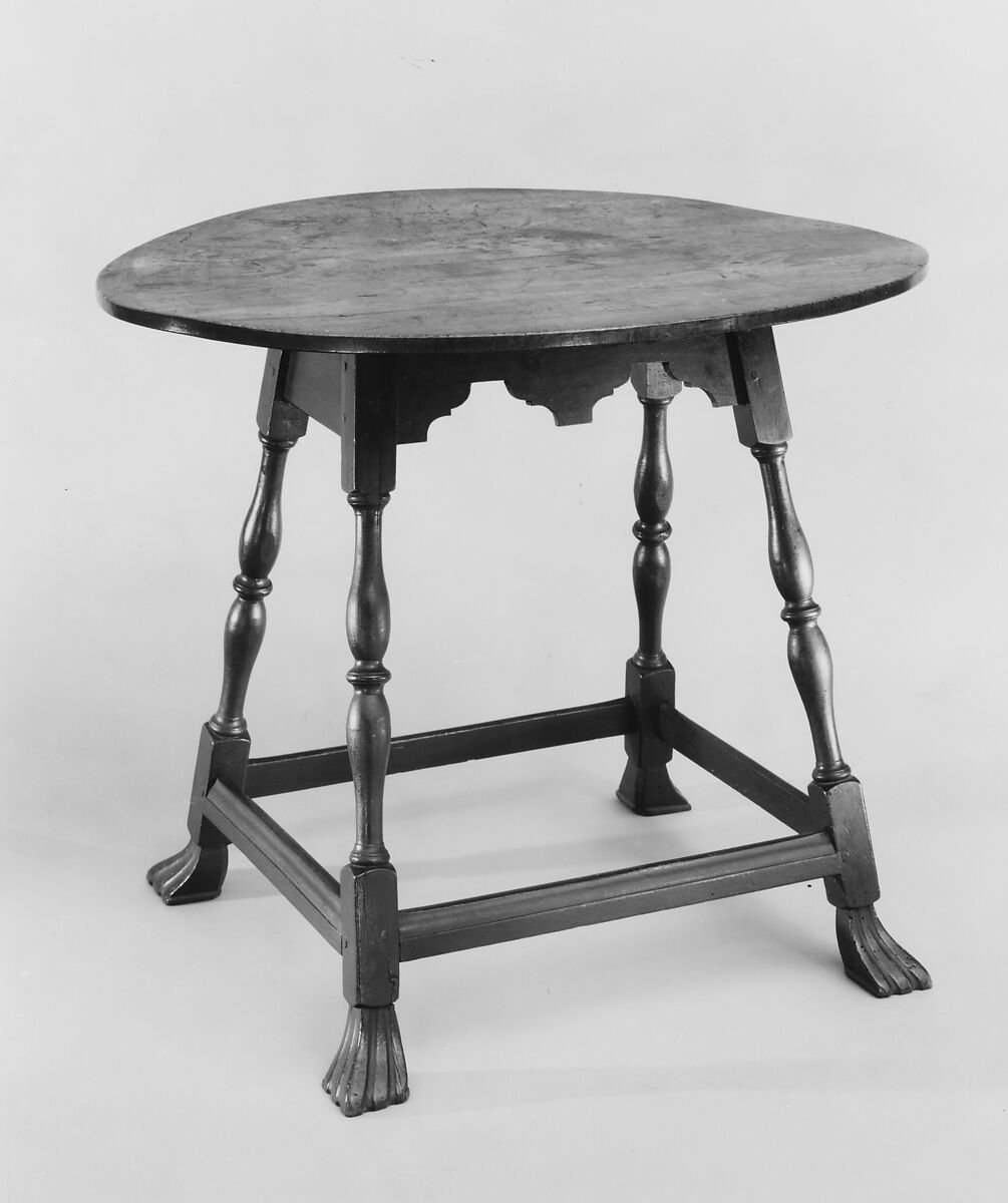 Oval table, Maple, oak, American