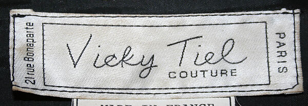 Dress, Vicky Tiel (French, born United States, 1943), synthetic fiber, lamé, French