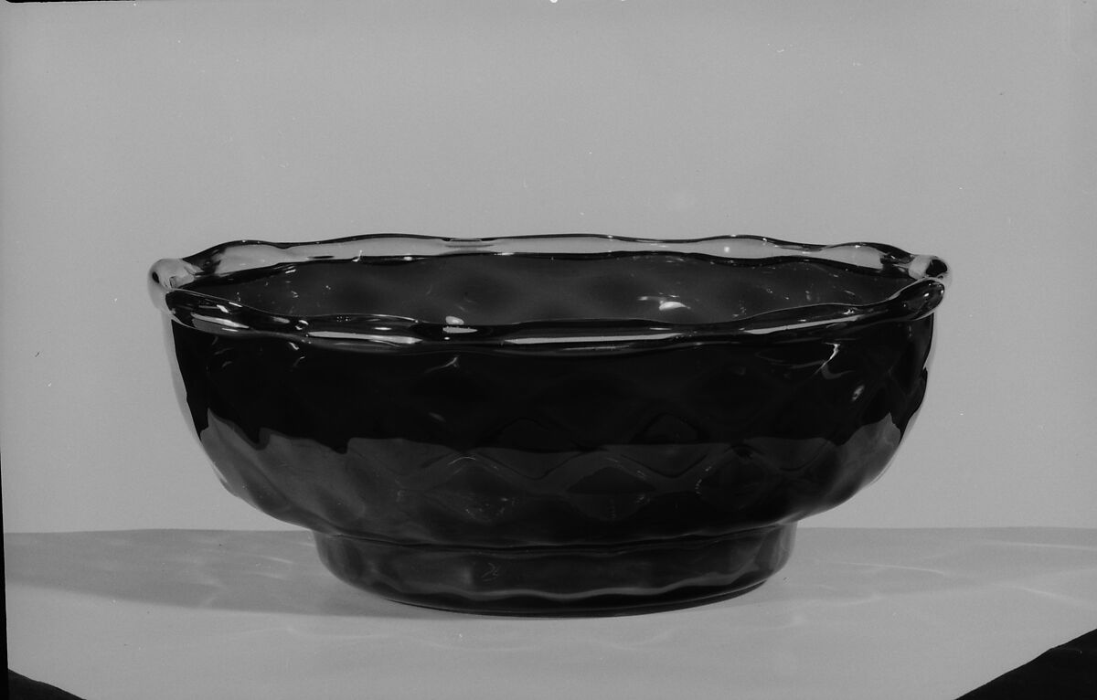 Bowl, Probably New England Glass Company (American, East Cambridge, Massachusetts, 1818–1888), Blown glass, American 