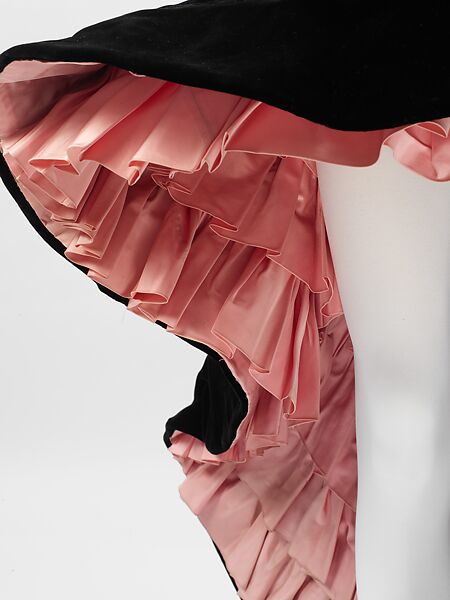 Evening dress, House of Balenciaga (French, founded 1937), silk, French