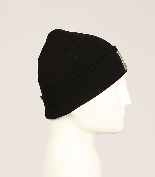 Athletic ensemble, Nautica, (a) nylon; (b) synthetic fiber; (c) nylon, spandex; (d) synthetic fiber; (e) plastic, metal; (f) elastic, metal, (g, h) leather, metal, synthetic fiber, plastic (foam), rubber, American