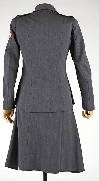 Uniform, Elizabeth Hawes (American, Ridgewood, New Jersey 1903–1971 New York), (a–g) wool
(h) metal, American