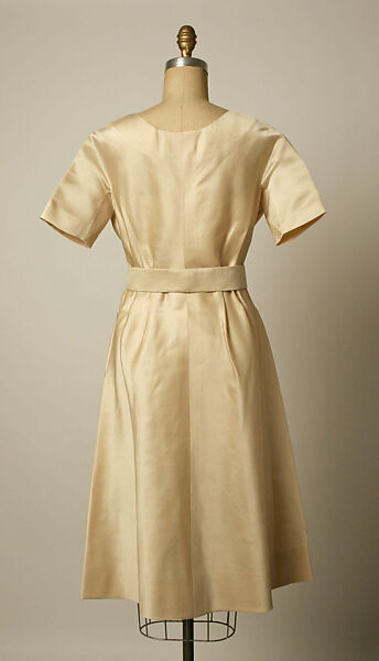 Wedding dress, House of Balenciaga (French, founded 1937), silk, French