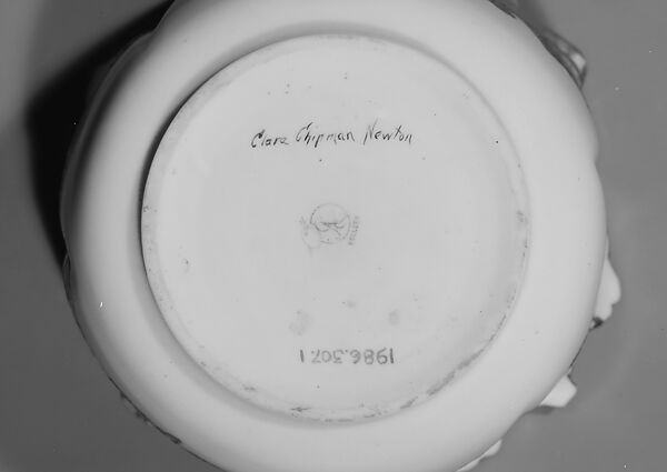 Bowl, Clara Chipman Newton (1848–1936), Porcelain, overglaze enamel decoration and raised gold paste decoration, American