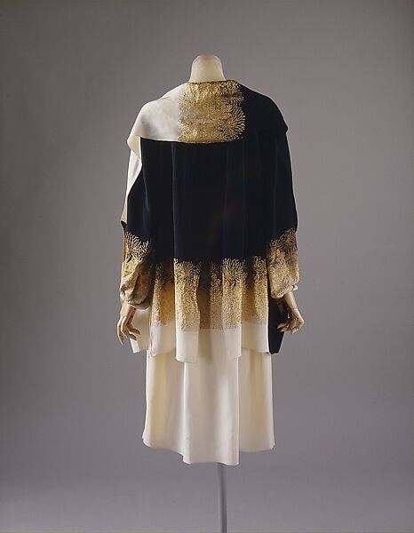 Coat, House of Chanel (French, founded 1910), silk, metal, French