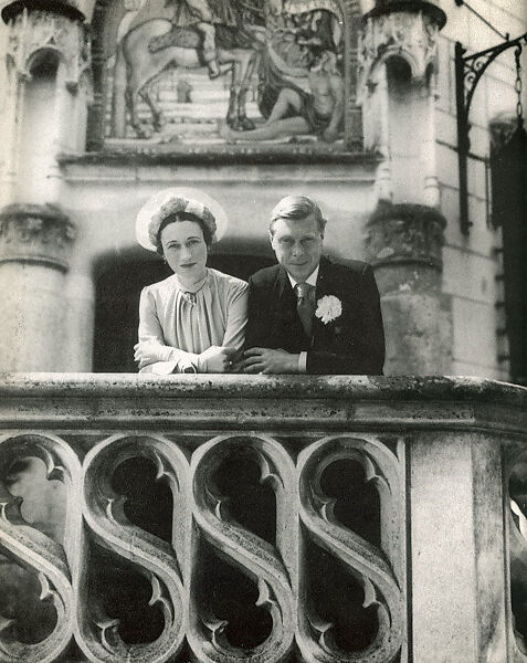 Wedding ensemble, Mainbocher (French and American, founded 1930), silk, leather, straw, coq feathers, French