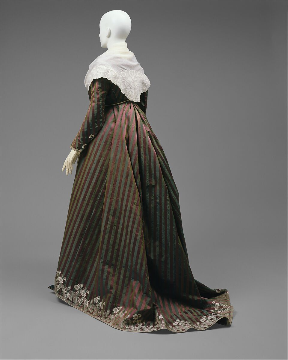 Round gown, silk, linen, Italian