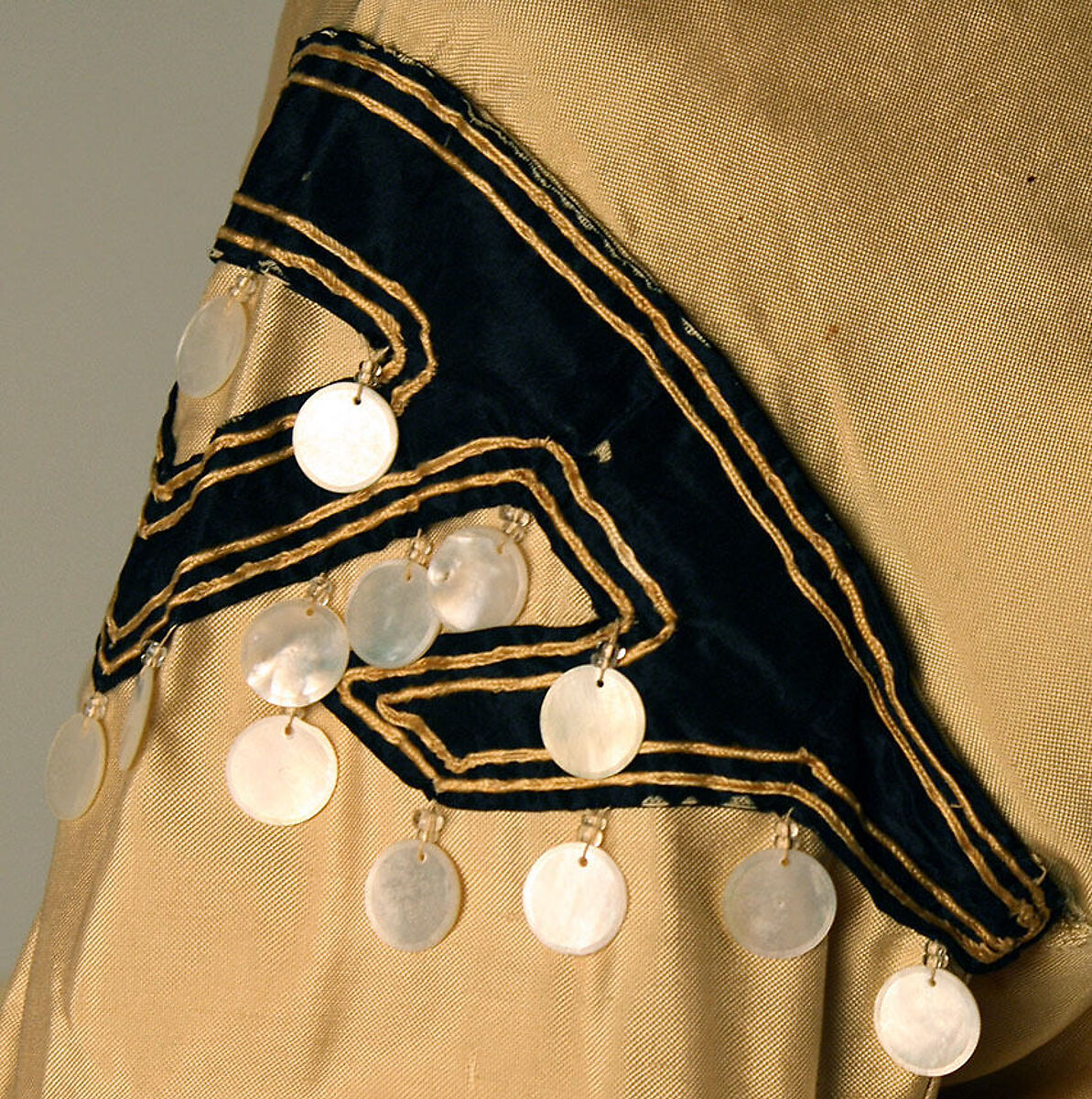 Dress, silk, mother-of-pearl, American