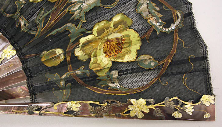 Fan, mother-of-pearl, silk, gouache, metal, American or European