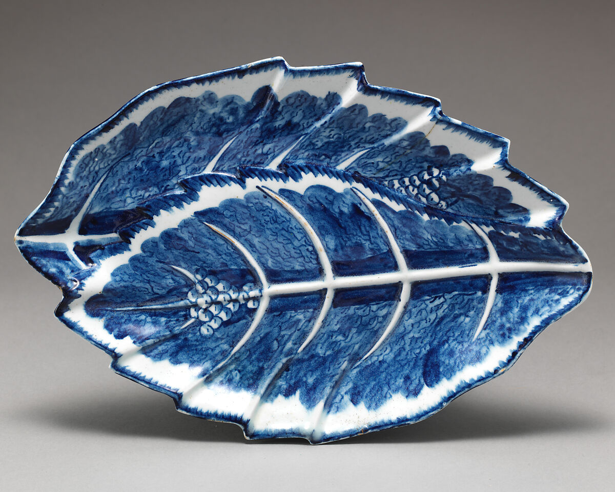 Dish (one of a pair), Possibly Bow Porcelain Factory (British, 1747–1776), Soft-paste porcelain, British, possibly Bow, London 