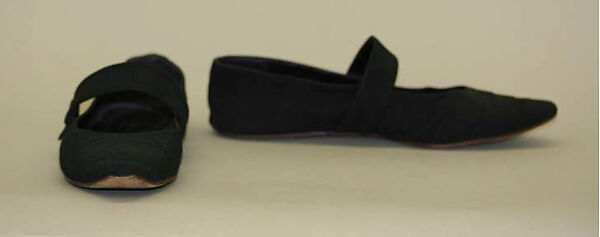 Ensemble, Romeo Gigli (Italian, born 1949), (a,b) cotton, lycra
(c) silk, wool, nylon
(d,e) synthetic fiber, leather, Italian