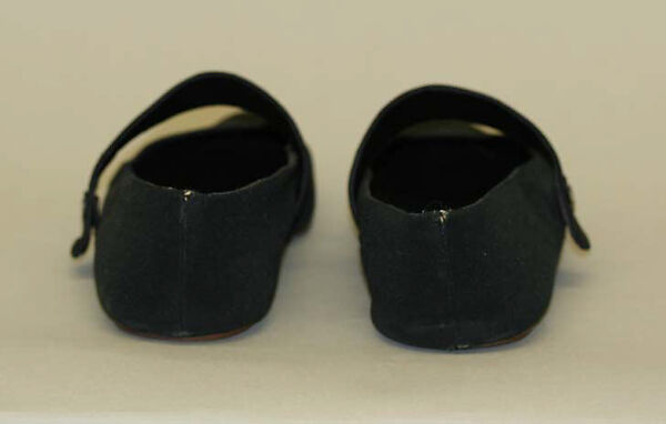 Ensemble, Romeo Gigli (Italian, born 1949), (a,b) cotton, lycra
(c) silk, wool, nylon
(d,e) synthetic fiber, leather, Italian