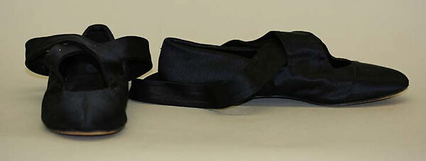 Evening ensemble, Romeo Gigli (Italian, born 1949), (a) silk, beads; (b,c) synthetic fiber, leather, Italian