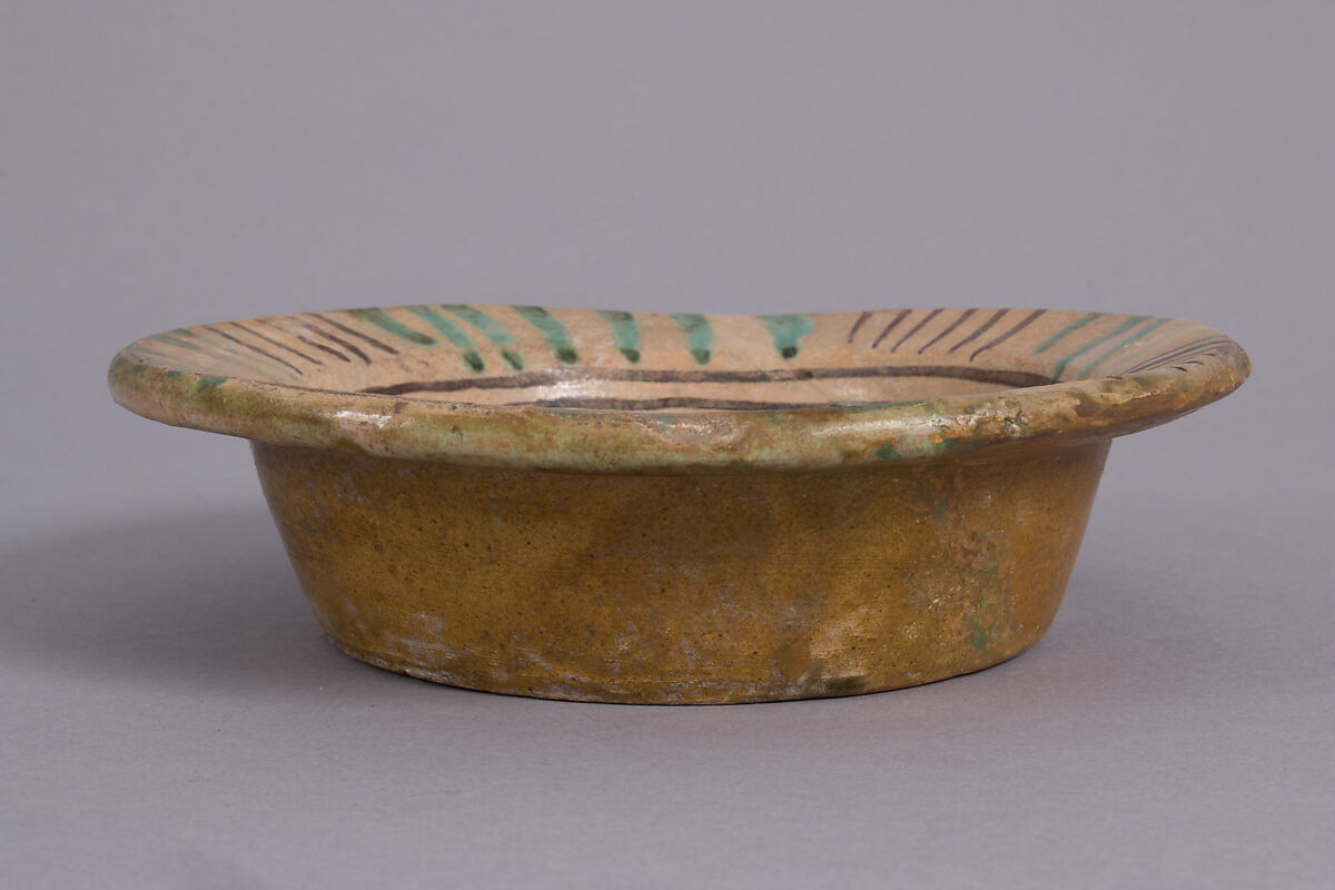 Bowl with Bird, Earthenware, tin-glazed, Central Italian