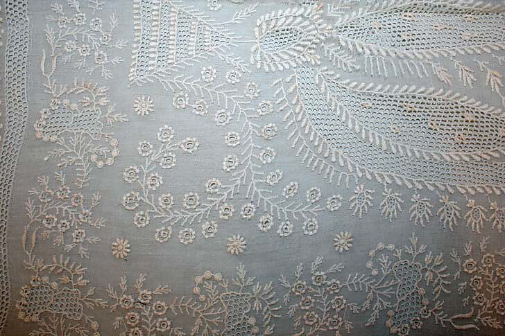 Shawl, cotton, American or European