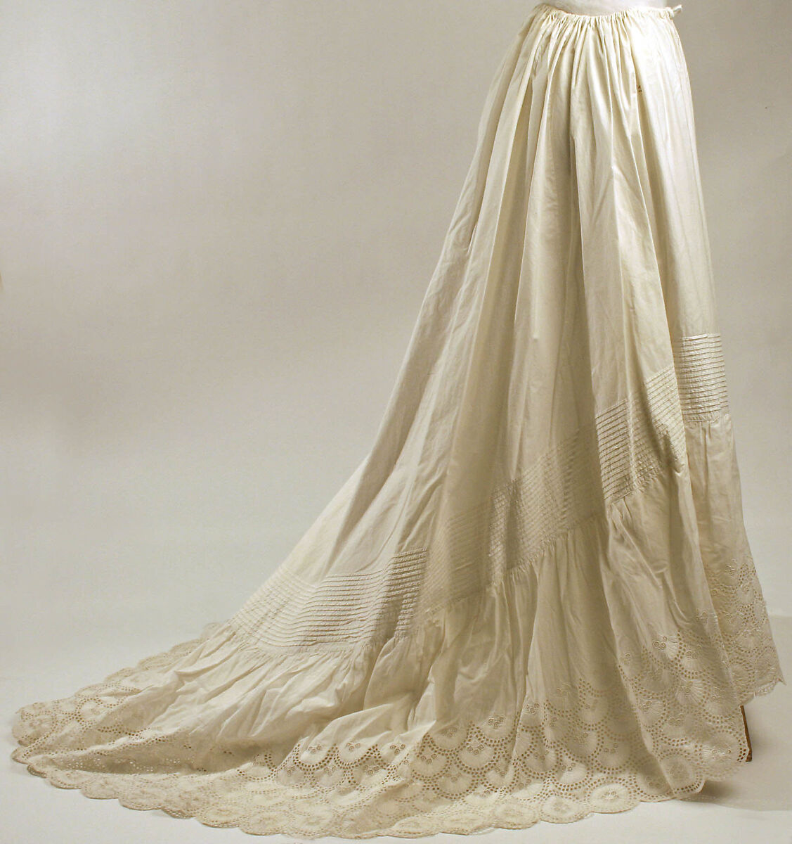 petticoat-american-the-met