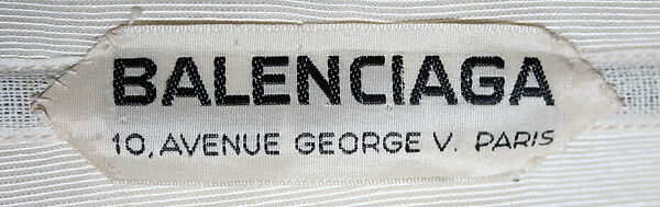 Evening dress, House of Balenciaga (French, founded 1937), silk, feathers, French