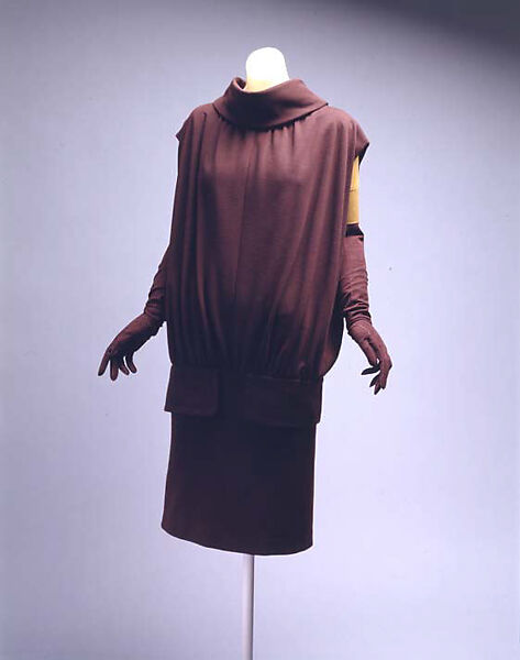 slim fit dress slacks 1955 Christian Dior Haute Couture Documented Charcoal-Gray Wool Sheath main image 0
