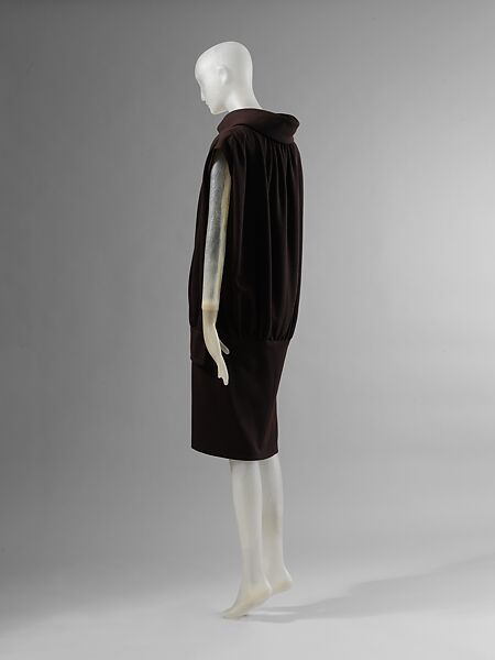 balenciaga chemise dress 1957