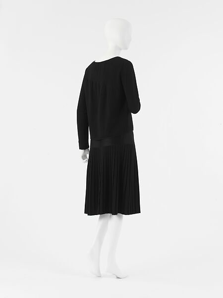 Ensemble, House of Chanel (French, founded 1910), silk, wool, metal, French