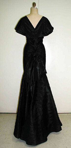 Evening dress, House of Vionnet (French, active 1912–14; 1918–39), silk, French