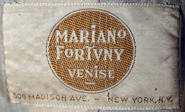 Tea gown, Fortuny (Italian, founded 1906), silk, Italian