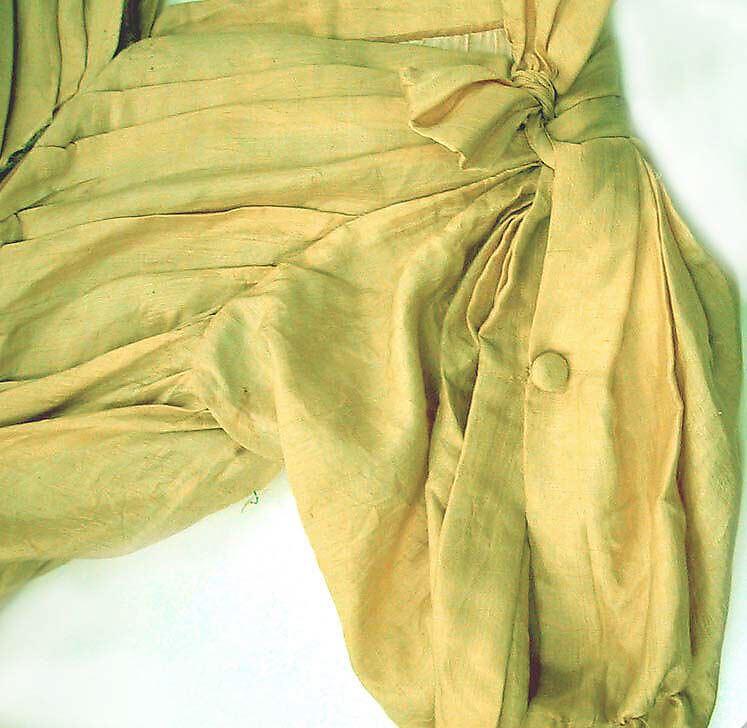 Evening dress, Attributed to Liberty &amp; Co. (British, founded London, 1875), silk, British