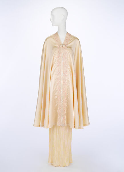 Cape, Attributed to Liberty &amp; Co. (British, founded London, 1875), silk, probably British 