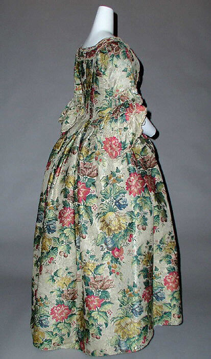 Robe à l’anglaise, silk, linen, British