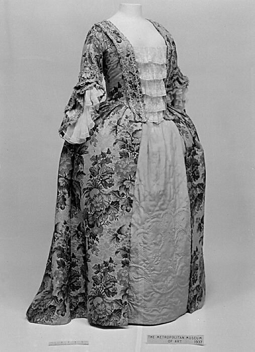 Robe à l’anglaise, silk, linen, British