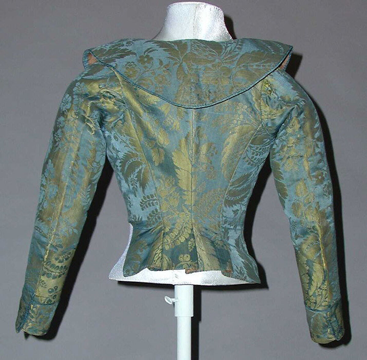 Caraco, silk, Italian