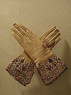 Gloves, leather, metal thread, British