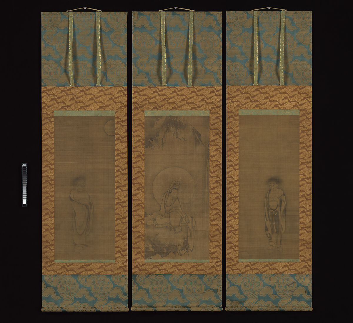 Triptych of White-robed Kannon, Kanzan, and Jittoku, Unidentified artist  , 14th century, Set of three hanging scrolls; ink on silk;, Japan 