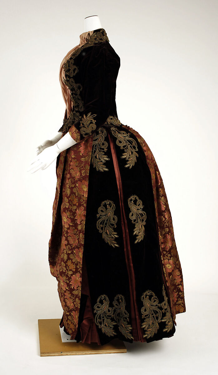 Walking dress, silk, metallic thread, probably American