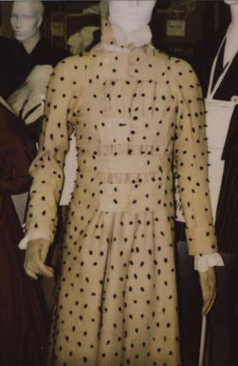 Dressing gown, cotton, British