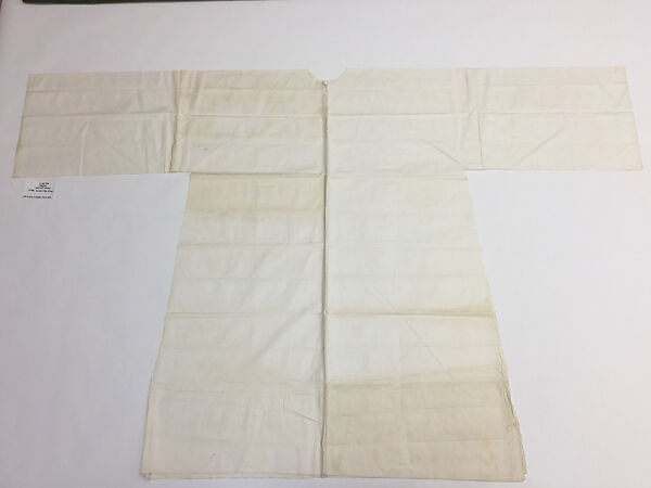 Ensemble, (a) wool
(b, c) cotton, wool, leather
(d) wool, silk
(e) linen, Tibet