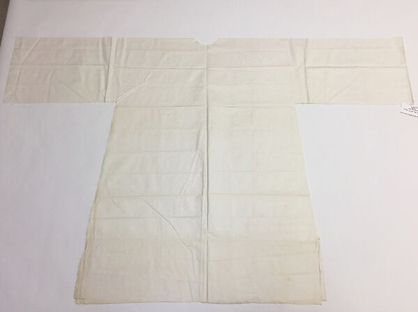 Ensemble, (a) wool
(b, c) cotton, wool, leather
(d) wool, silk
(e) linen, Tibet