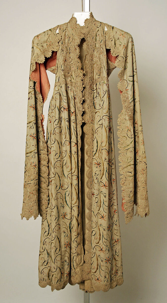 Child's Robe, Main fabric: silk (moiré); embroidered with silk
Lining of sleeves: silk (satin weave) 