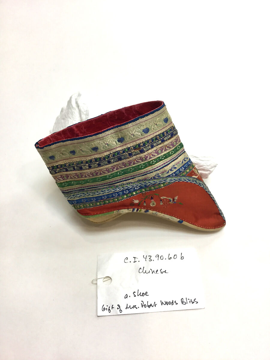 Shoes, silk, cotton, China