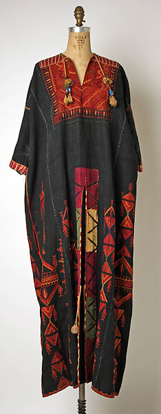 Dress, Linen, silk; embroidered 
