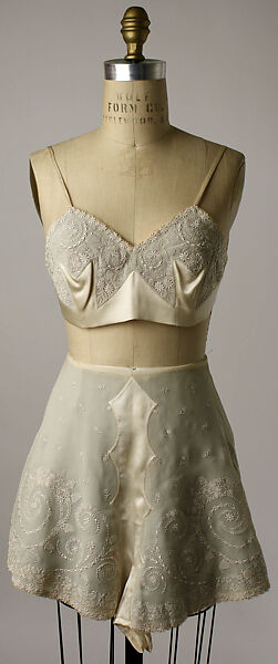 Lingerie, Mrs. Herbert Sage Mesick, silk, linen, Chinese